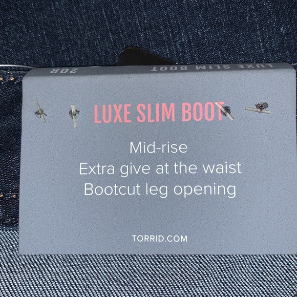 Torrid Jeans NWT - Picture 4 of 8